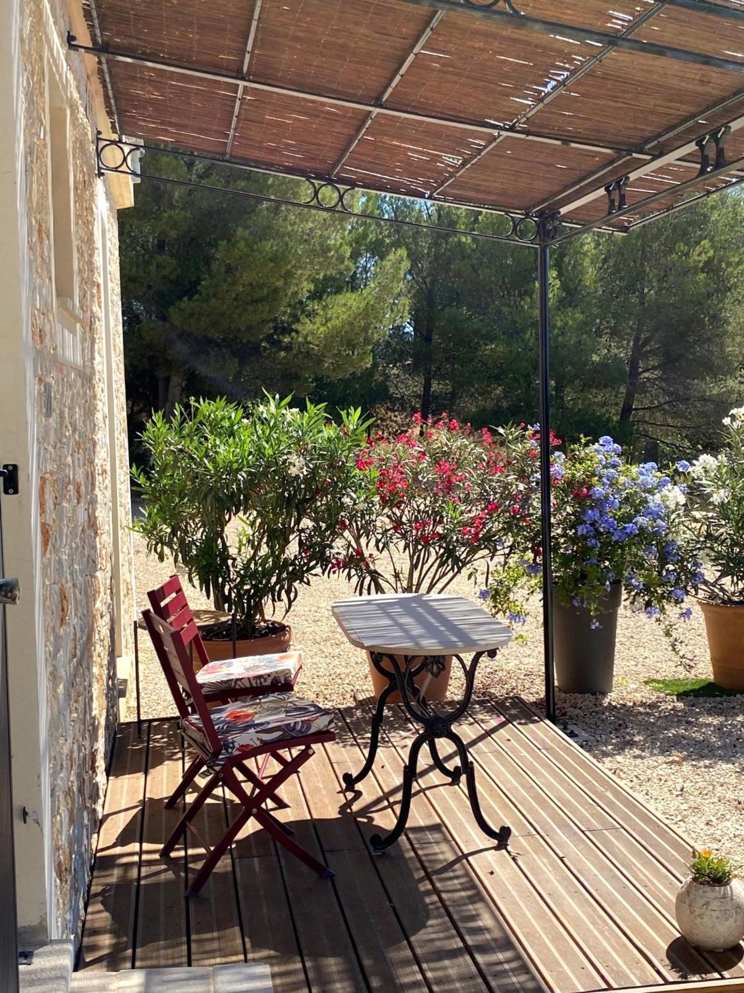 Le Sept Charmant Studio Aux Portes Des Calanques Cassis Exterior photo