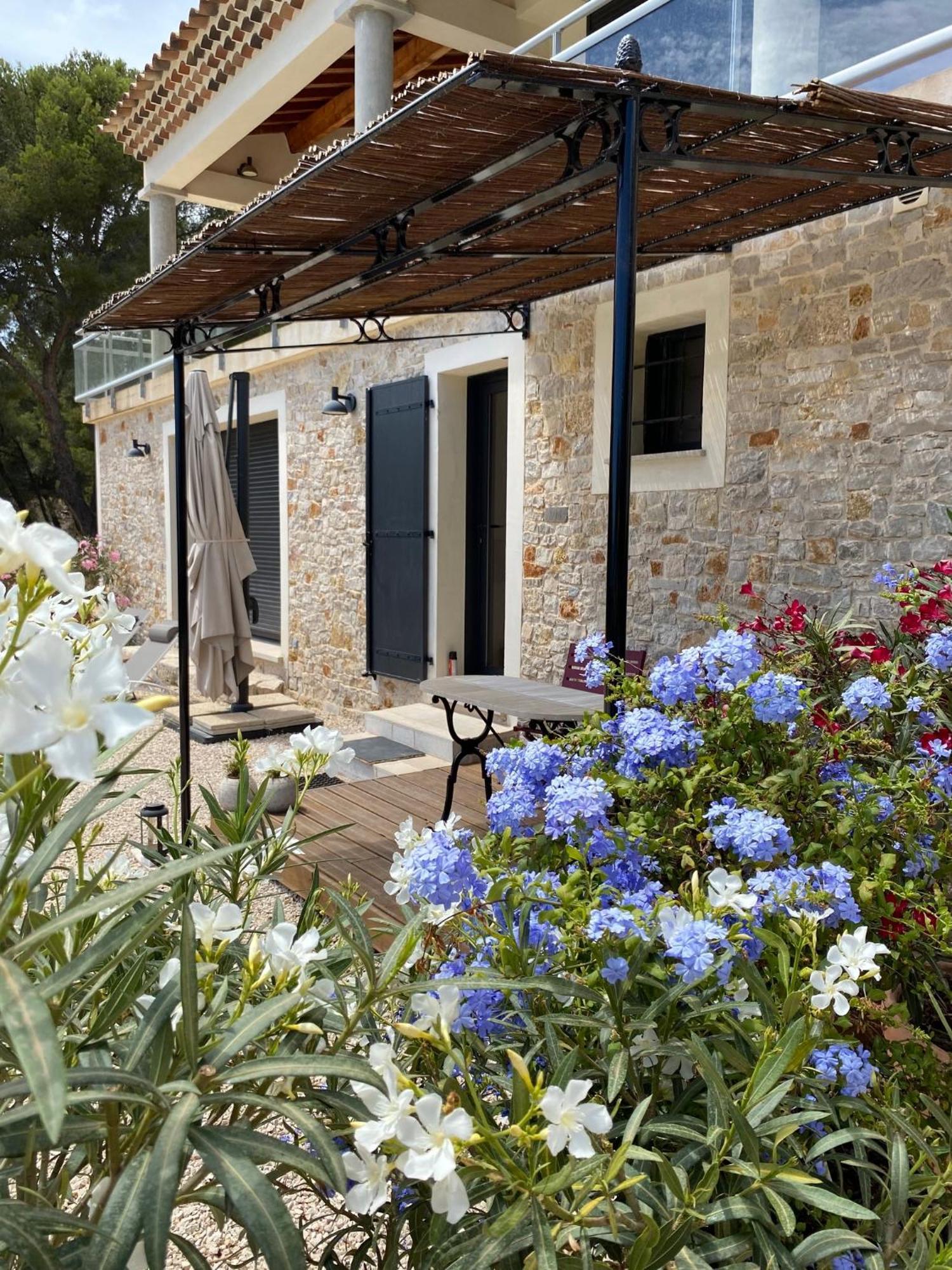 Le Sept Charmant Studio Aux Portes Des Calanques Cassis Exterior photo